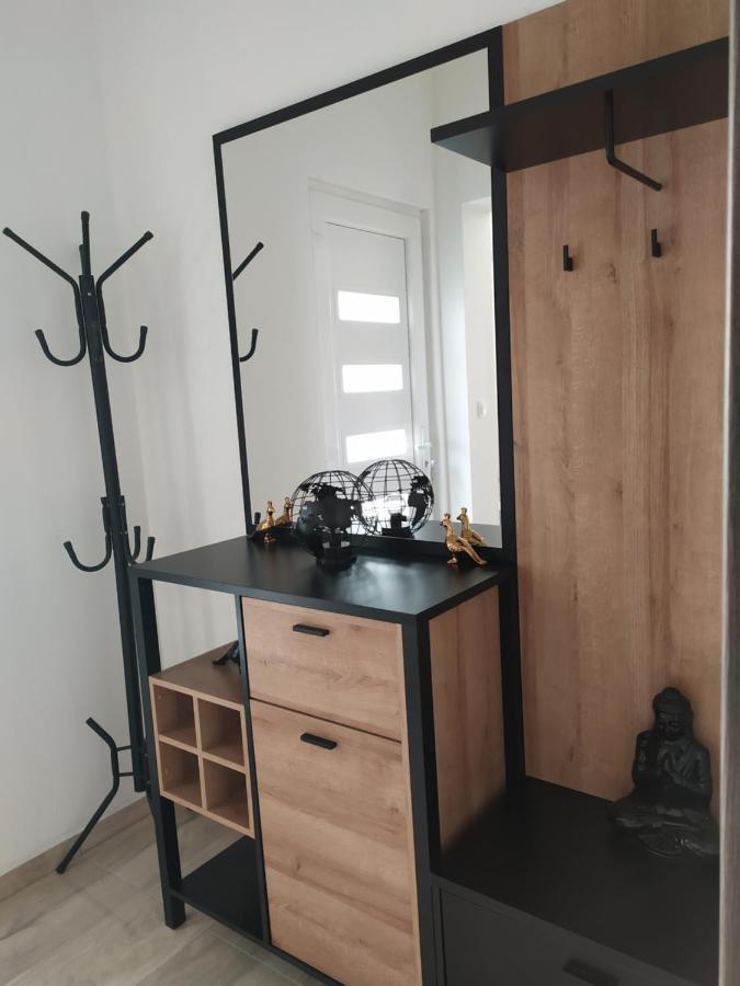 Apartmani Mira นิน ภายนอก รูปภาพ