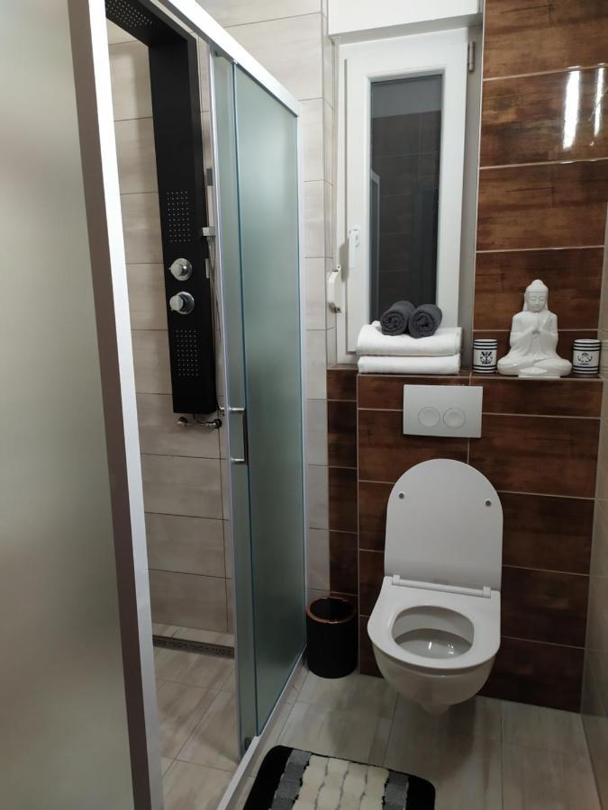 Apartmani Mira นิน ภายนอก รูปภาพ